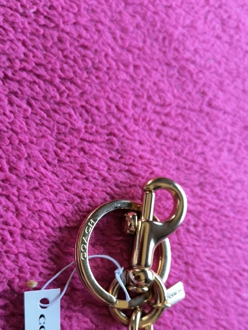 Coach Gold Heart Keyring with Signature 'C' Cutout - Picture 3 of 5